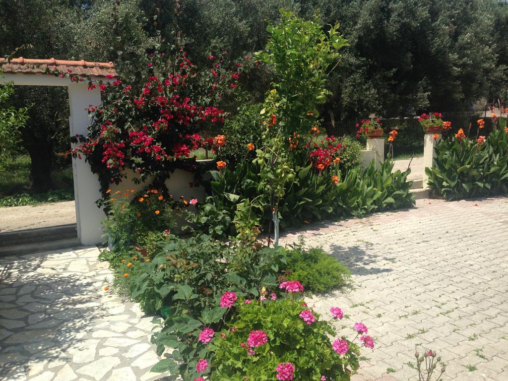Marketos Apartments Σβορωνάτα Εξωτερικό φωτογραφία